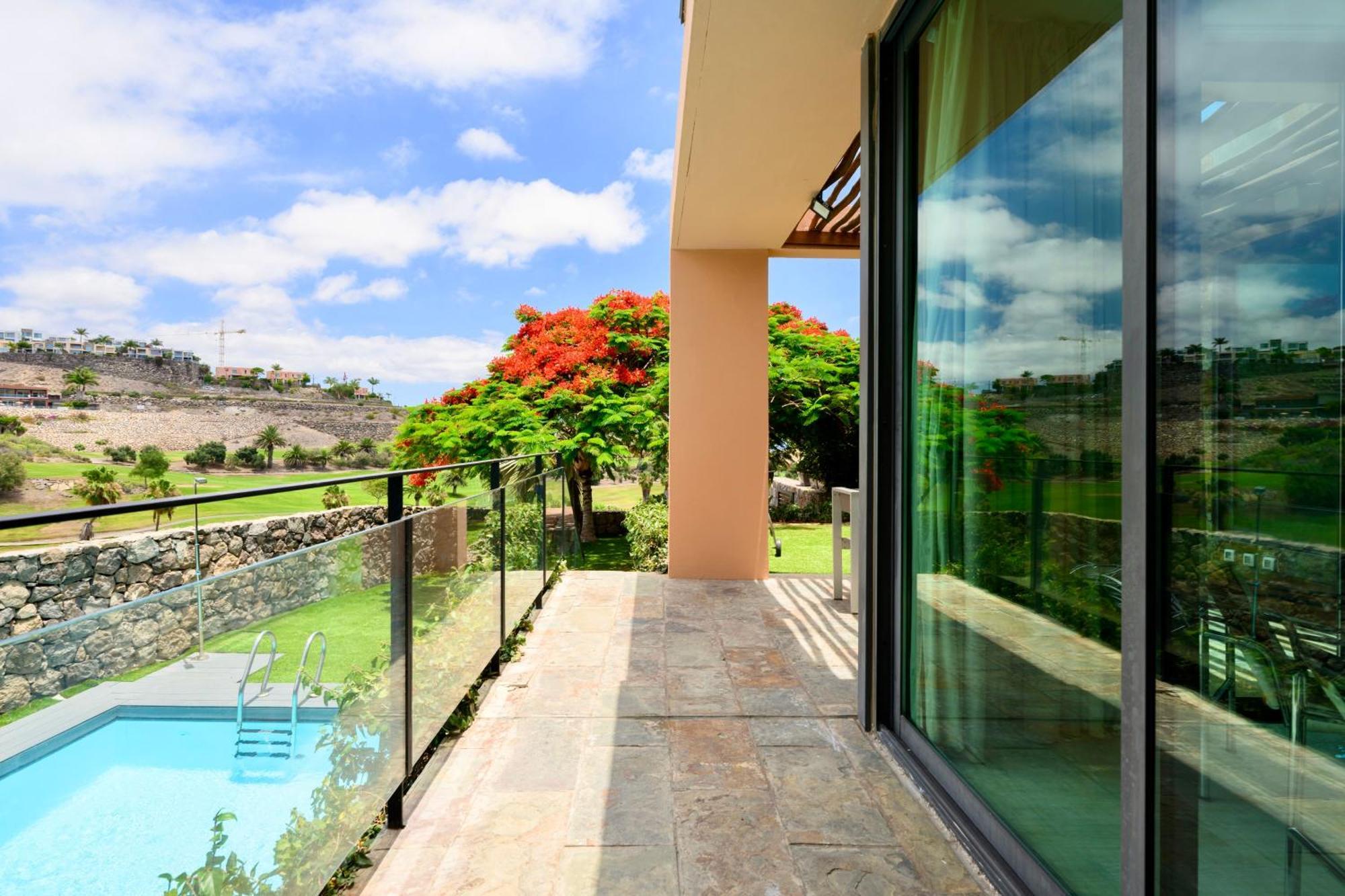 Villa With Private Pool In Luxury Golf Resort 萨洛夫雷 外观 照片
